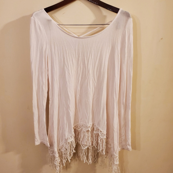 entro Tops - Flowy Boho White Tunic